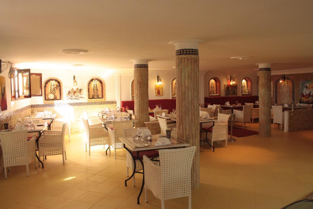 Pasta Plaza Hotel Asilah Luaran gambar