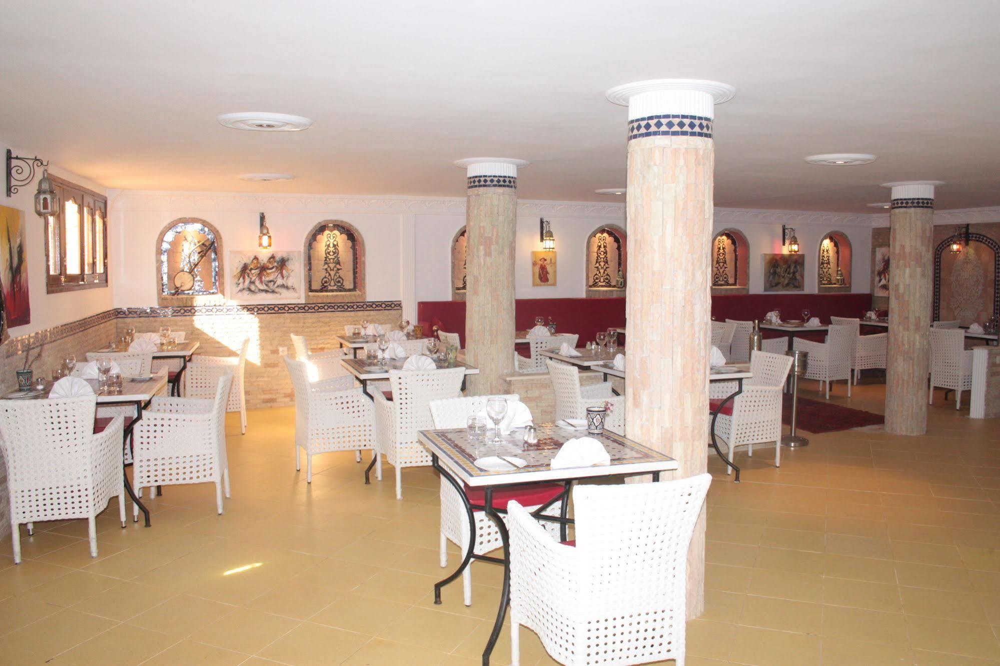 Pasta Plaza Hotel Asilah Luaran gambar