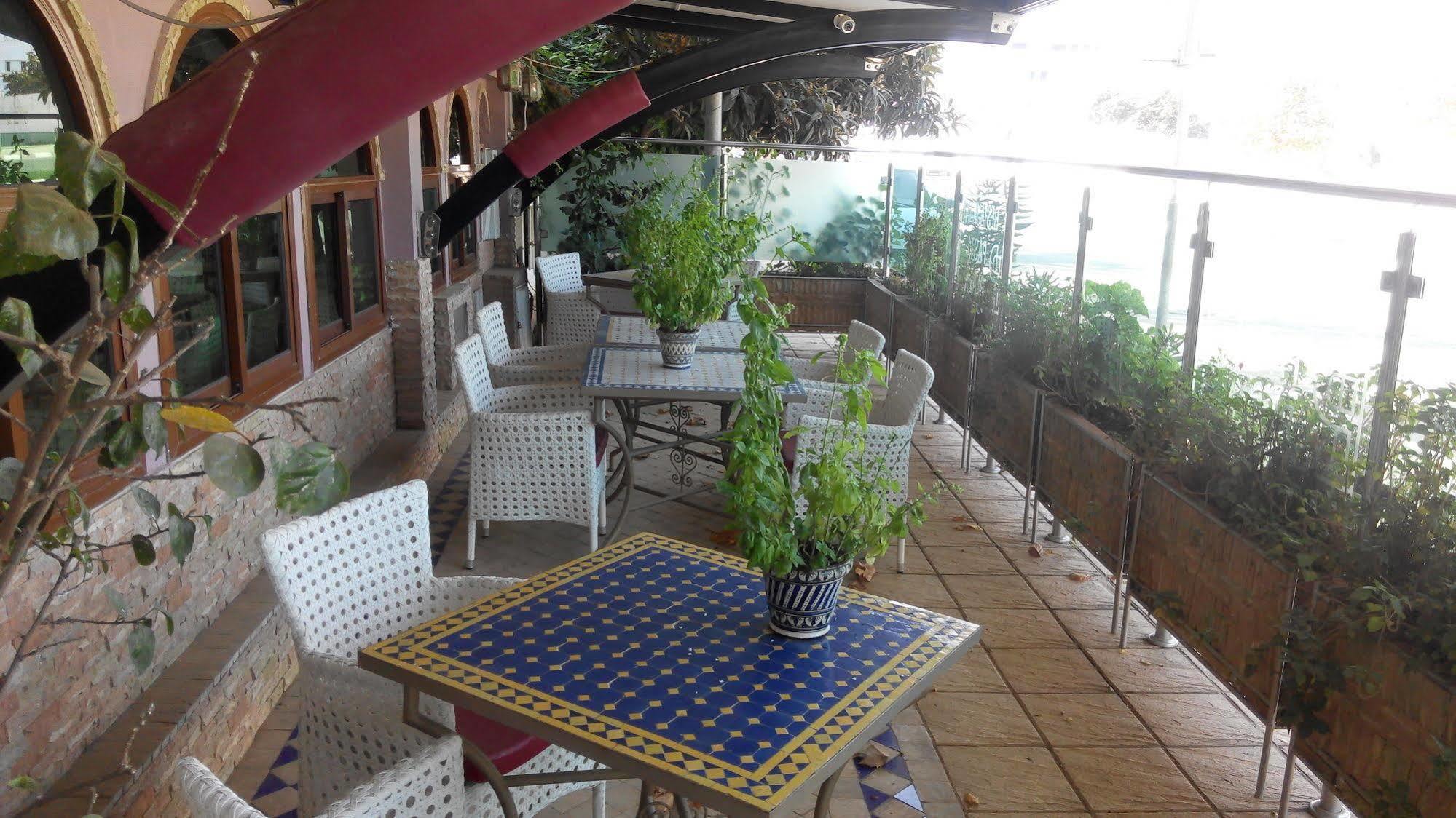 Pasta Plaza Hotel Asilah Luaran gambar